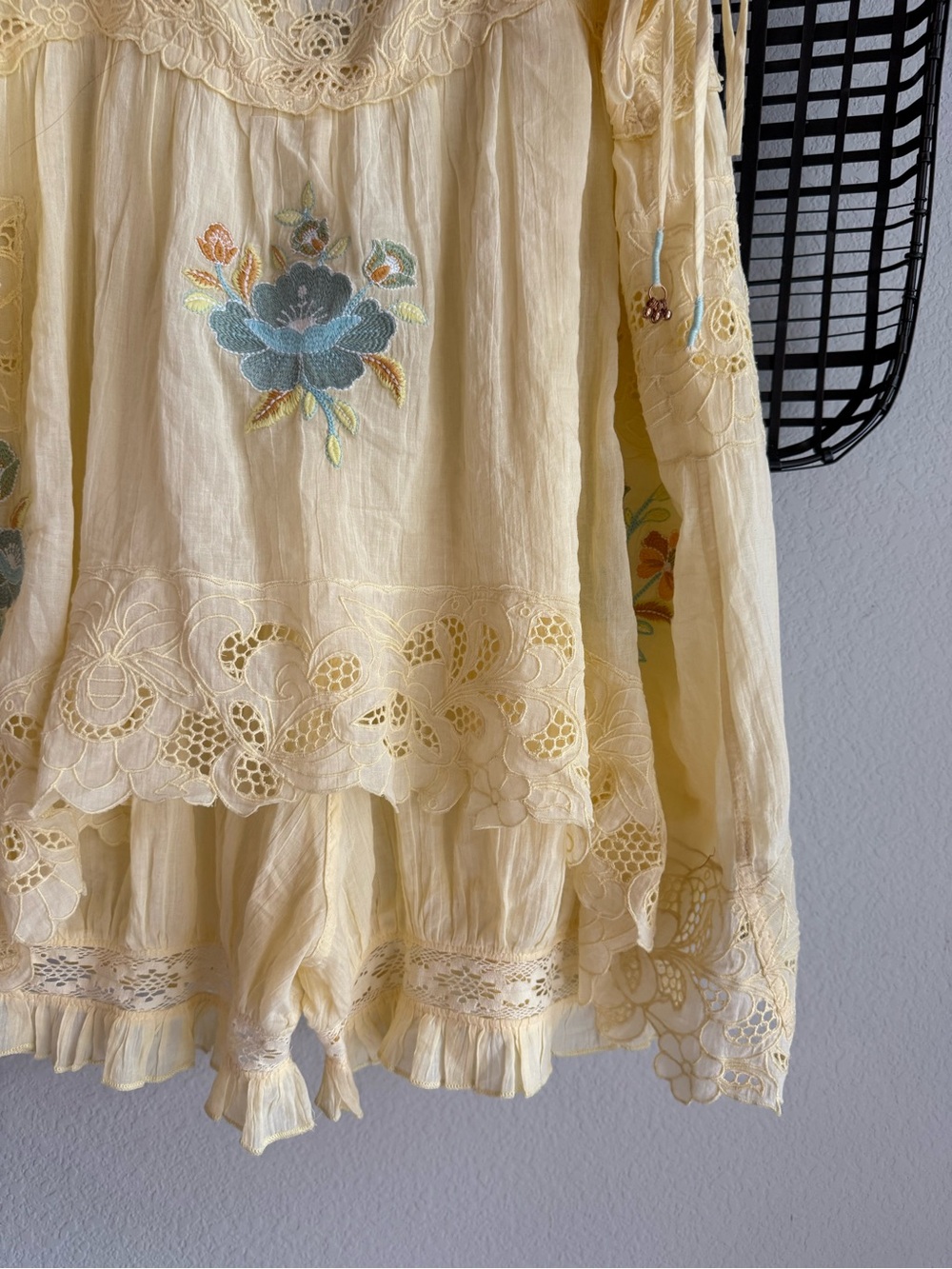 Free people Eye Catcher Bloomsie Romper double butter yellow - Picture 6 of 9